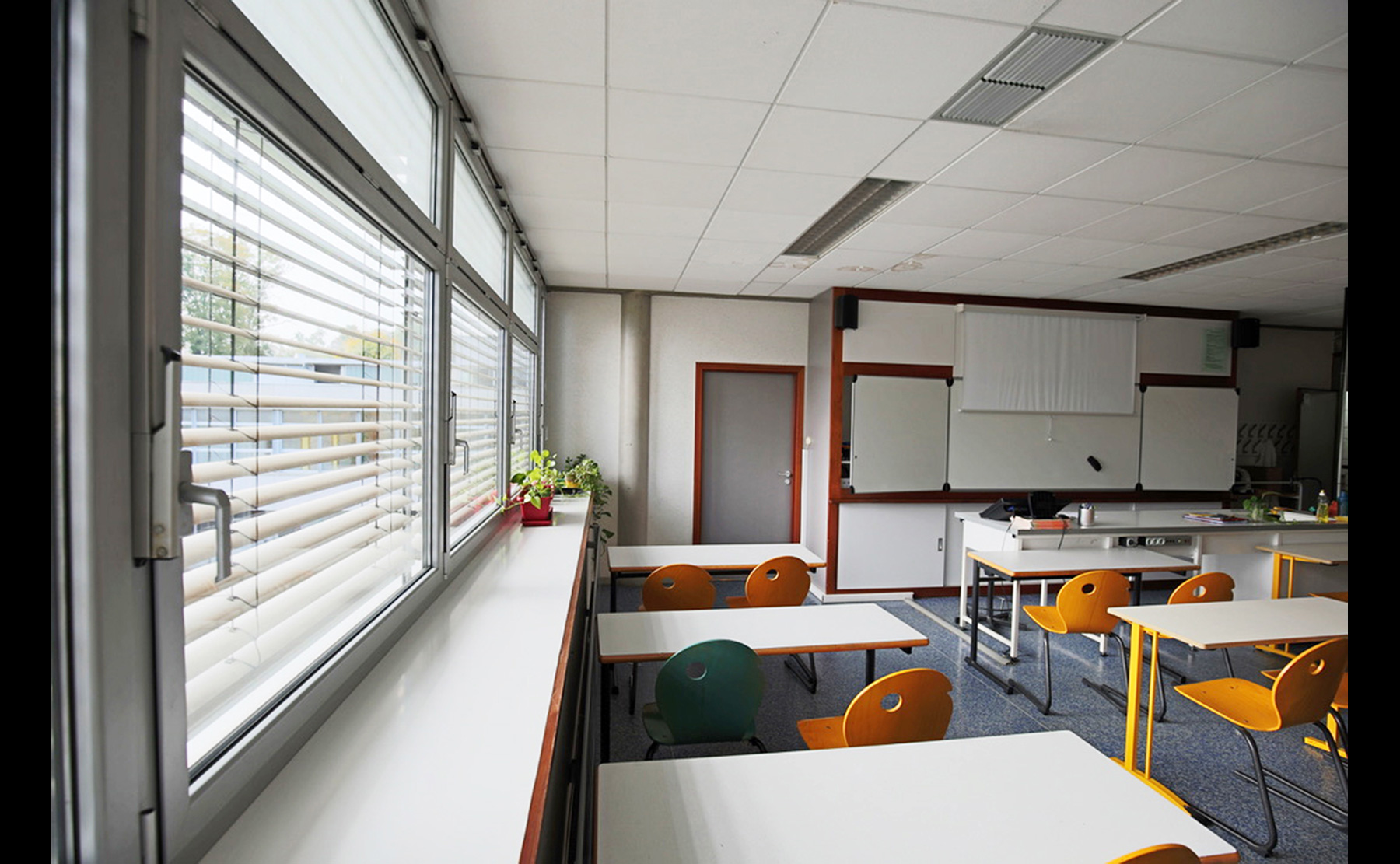 Salle de cours - Collège Lucien Herr, Collège Idéal / Altkirch