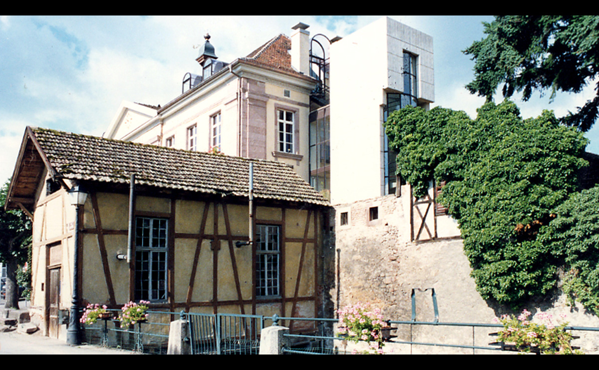 Vue lointaine - Hotel de Ville / Riquewihr